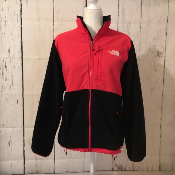 The North Face Jackets & Blazers - North Face Denali jacket